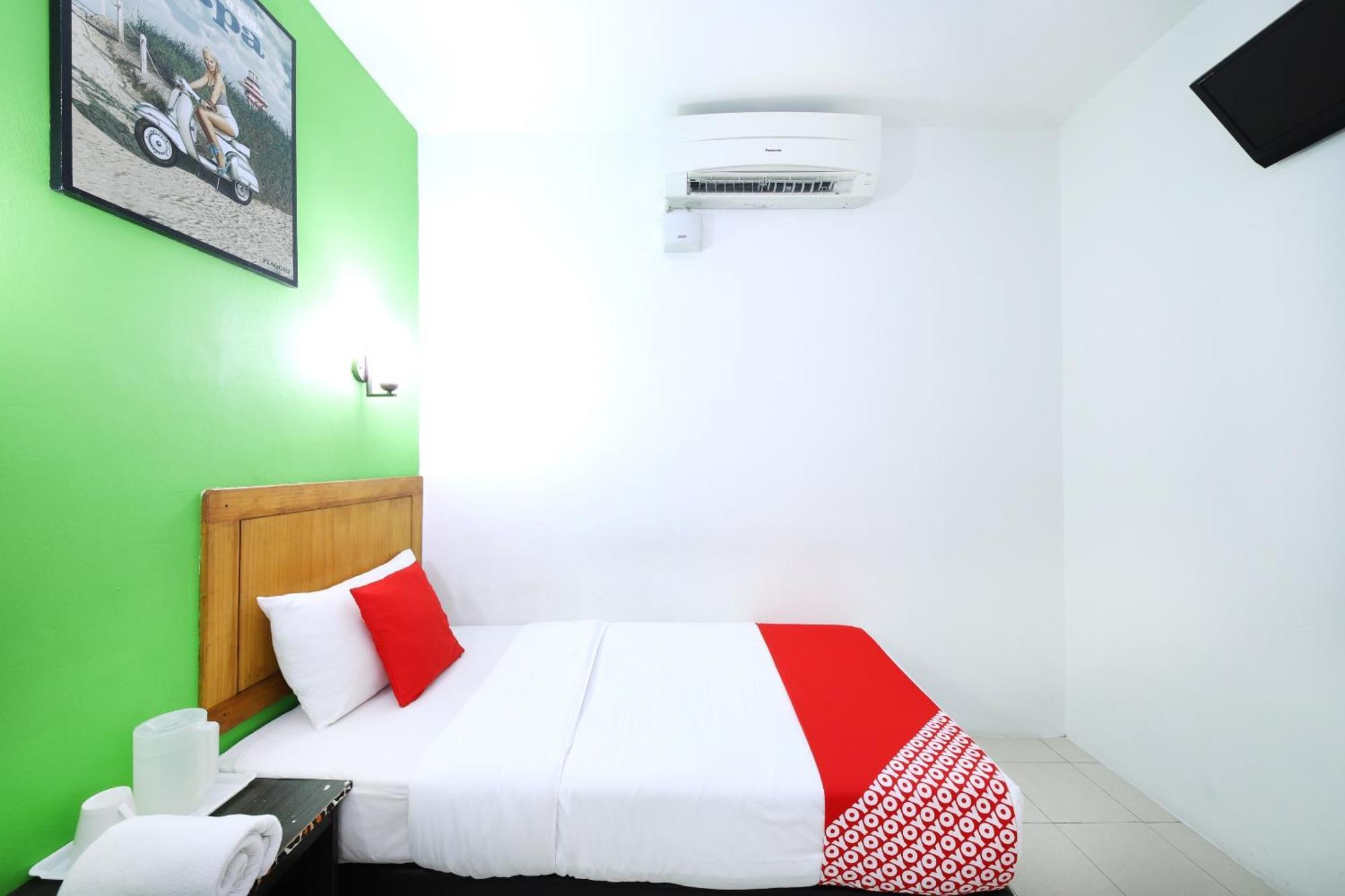 Super Oyo 502 Midah Inn Puchong Exterior foto